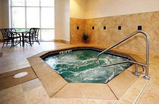 фото отеля Comfort Inn Plainwell