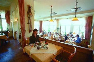 фото отеля Strandpalais Zinnowitzer Hof Hotel Zinnowitz