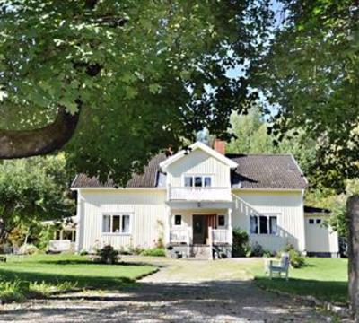 фото отеля Edens Garden Bed & Breakfast