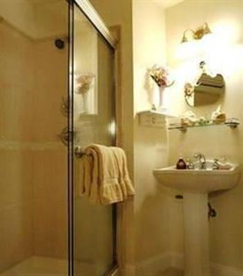 фото отеля Whistling Swan Inn