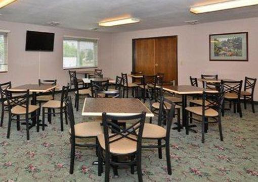 фото отеля Quality Inn & Suites of Stoughton