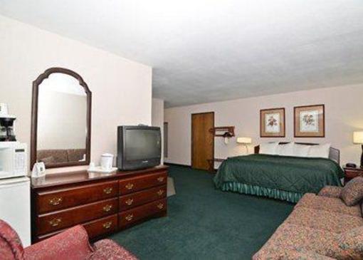 фото отеля Quality Inn & Suites of Stoughton