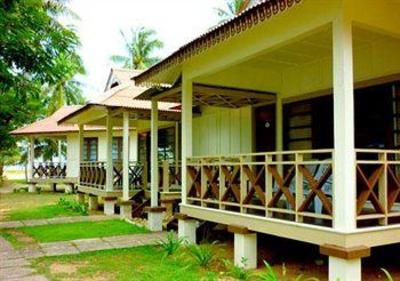 фото отеля Perdana Beach Resort
