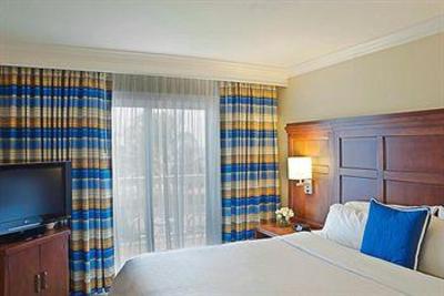 фото отеля Sheraton Suites Key West
