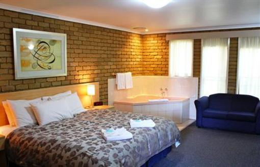 фото отеля Tropicana Motor Inn Phillip Island
