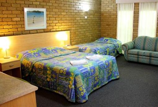 фото отеля Tropicana Motor Inn Phillip Island