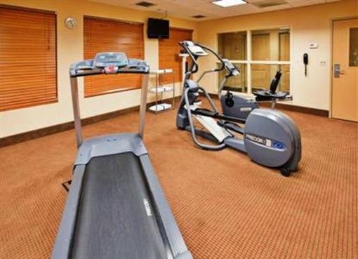 фото отеля Holiday Inn Express Hotel & Suites Andover East Wichita