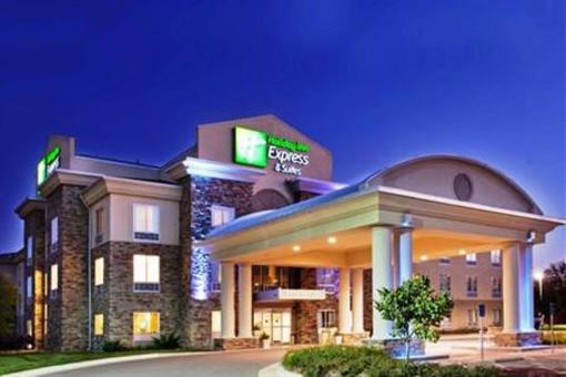 фото отеля Holiday Inn Express Hotel & Suites Andover East Wichita