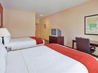 фото отеля Holiday Inn Express Hotel & Suites Andover East Wichita