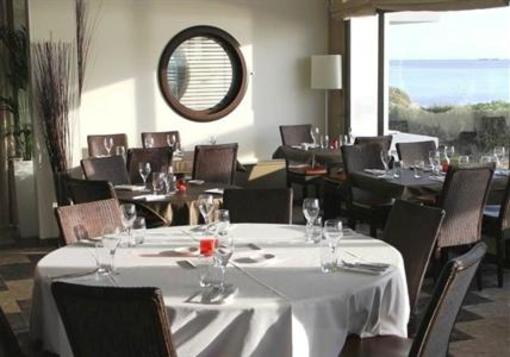фото отеля Les Mouettes Hotel Larmor Plage
