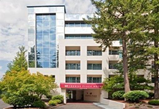 фото отеля Crowne Plaza Portland Lake Osego
