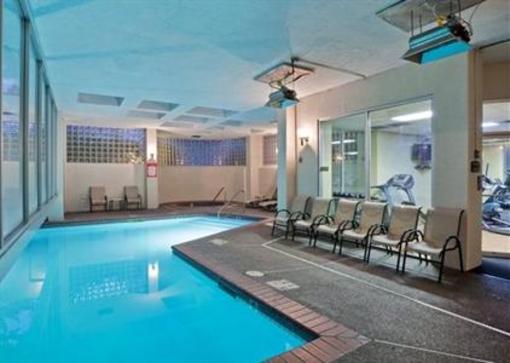 фото отеля Crowne Plaza Portland Lake Osego