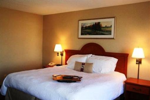 фото отеля Hampton Inn & Suites Sterling Heights