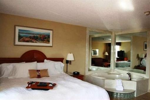 фото отеля Hampton Inn & Suites Sterling Heights