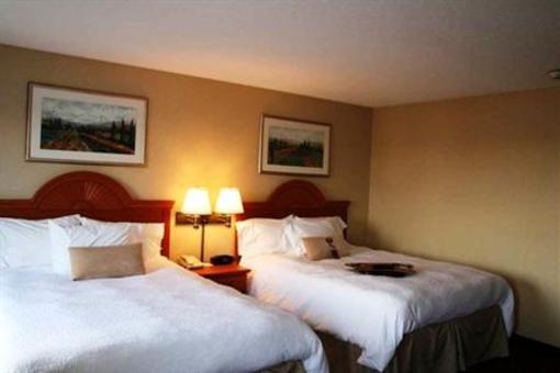 фото отеля Hampton Inn & Suites Sterling Heights