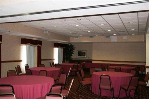 фото отеля Hampton Inn & Suites Sterling Heights