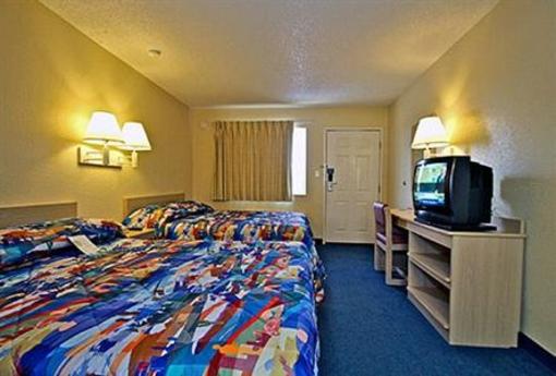 фото отеля Motel 6 Fresno - Blackstone South