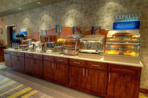 фото отеля Holiday Inn Express & Suites Conway