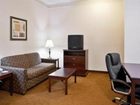 фото отеля Holiday Inn Express Newark-Heath