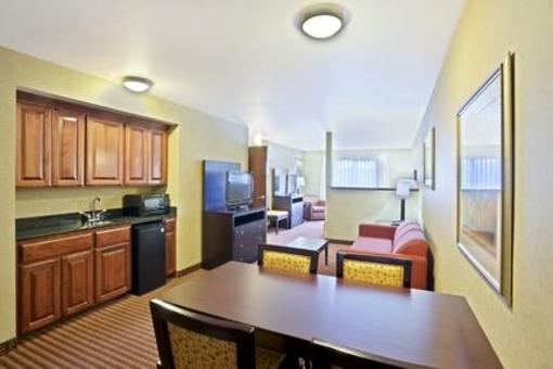 фото отеля Holiday Inn Express Hotel & Suites Sandpoint North