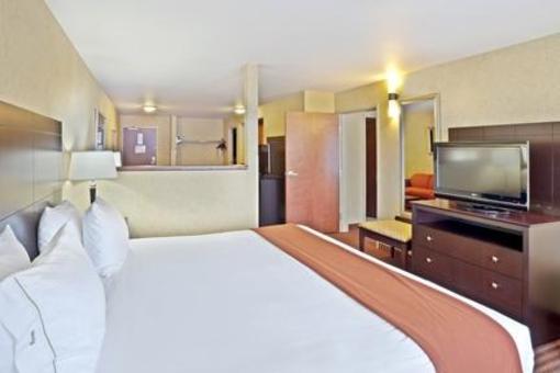 фото отеля Holiday Inn Express Hotel & Suites Sandpoint North