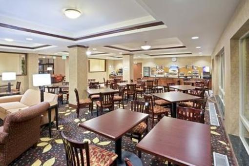фото отеля Holiday Inn Express Hotel & Suites Sandpoint North