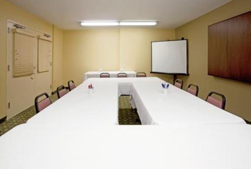 фото отеля Candlewood Suites San Antonio