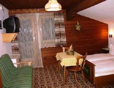 фото отеля Familien- & Sporthotel Hoehlenstein