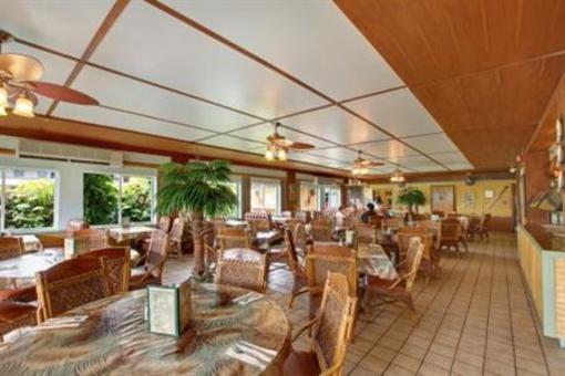 фото отеля Maui Seaside Hotel