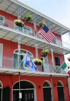 фото отеля St. Philip French Quarter Apts