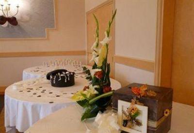 фото отеля Saphir Hotel Pontault-Combault