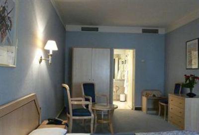 фото отеля Saphir Hotel Pontault-Combault