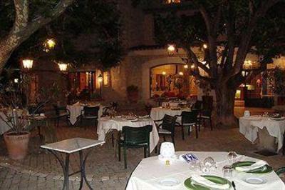 фото отеля Auberge de Noves