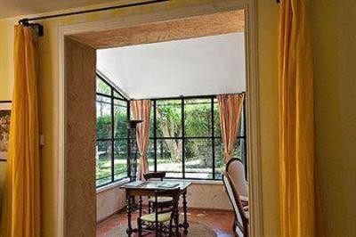 фото отеля Auberge de Noves