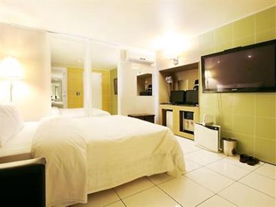 фото отеля Plex Hotel