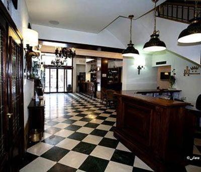 фото отеля Hotel Conde Rodrigo I