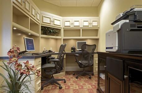 фото отеля Hilton Garden Inn Fort Myers Airport / FGCU