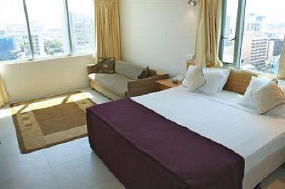 фото отеля BEST WESTERN Astor Metropole Hotel