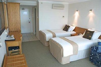 фото отеля BEST WESTERN Astor Metropole Hotel