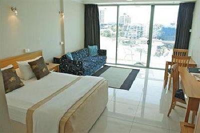 фото отеля BEST WESTERN Astor Metropole Hotel