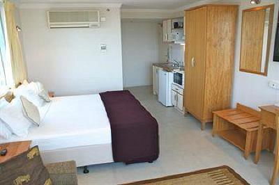 фото отеля BEST WESTERN Astor Metropole Hotel