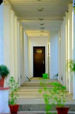 фото отеля Seasons Hotel At Tarudhan Valley Golf Resort