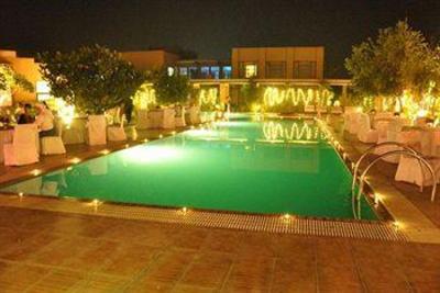 фото отеля Seasons Hotel At Tarudhan Valley Golf Resort