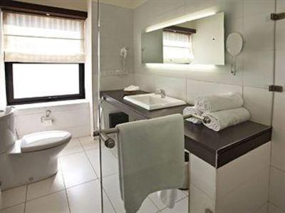 фото отеля Seasons Hotel At Tarudhan Valley Golf Resort