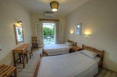 фото отеля Hotel Benitses Arches