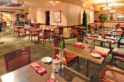 фото отеля Holiday Inn Toronto International Airport