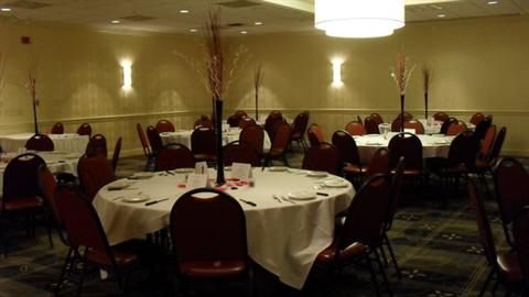 фото отеля Holiday Inn Weirton