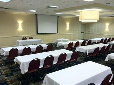 фото отеля Holiday Inn Weirton