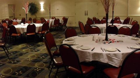 фото отеля Holiday Inn Weirton