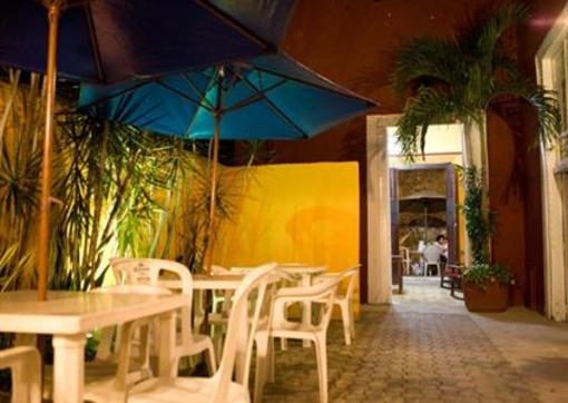 фото отеля Hostal Santa Lucia